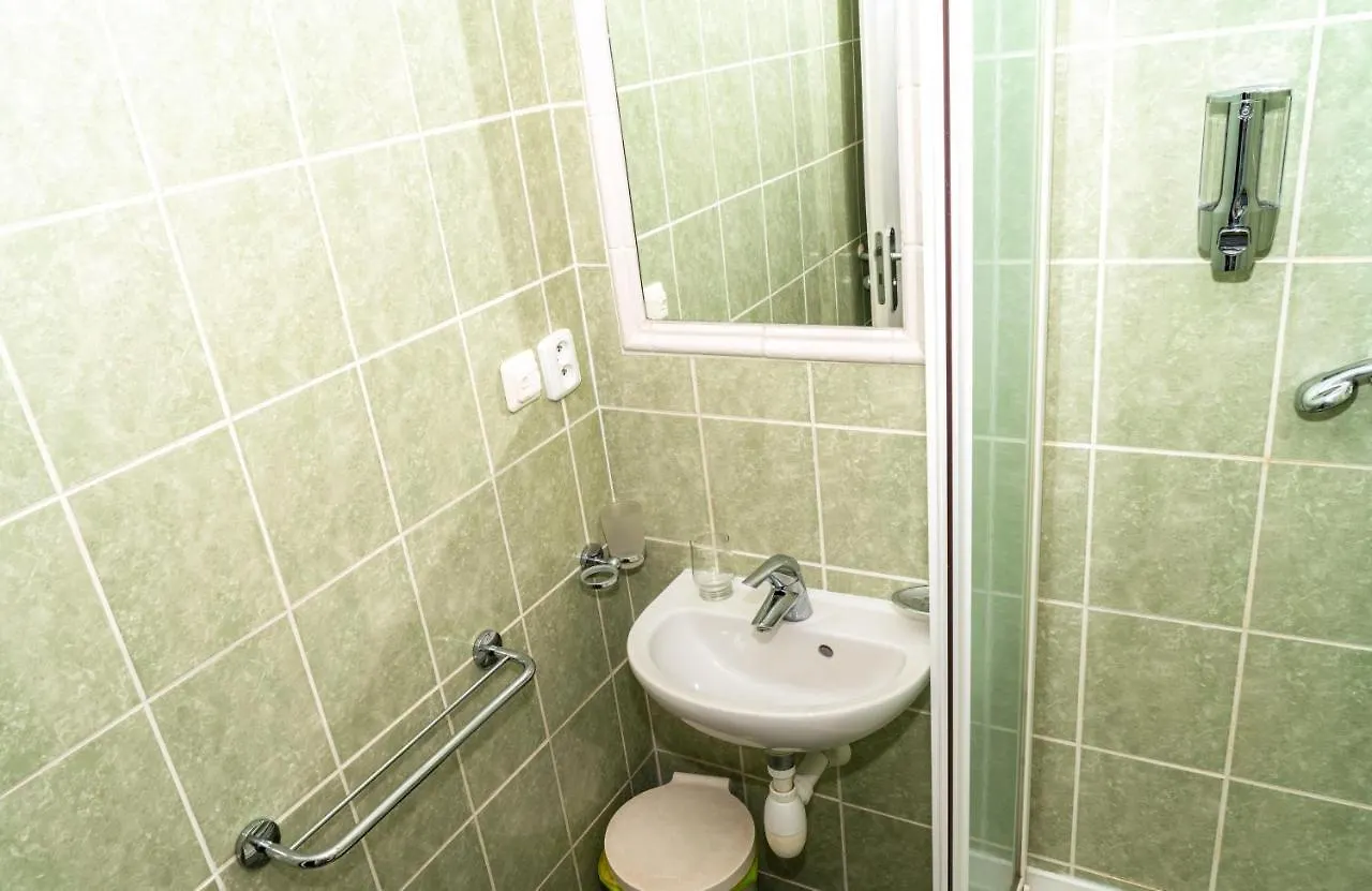 Konukevi Sunshine Pension Karlovy Vary Çek Cumhuriyeti